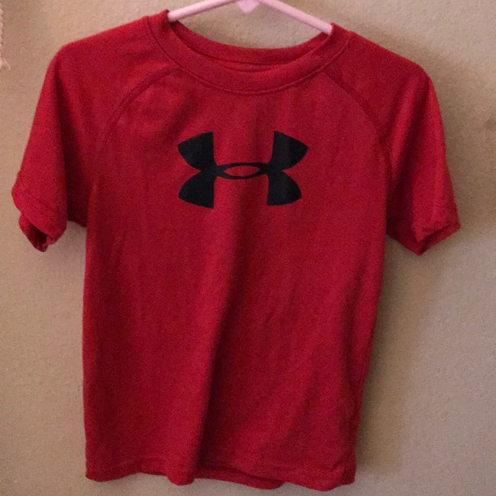 Kids 4T Under Armour t-shirt